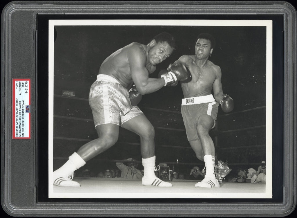 Ali vs Frazier 1971 Fight of the Century Type I Original Photo PSA/DNA