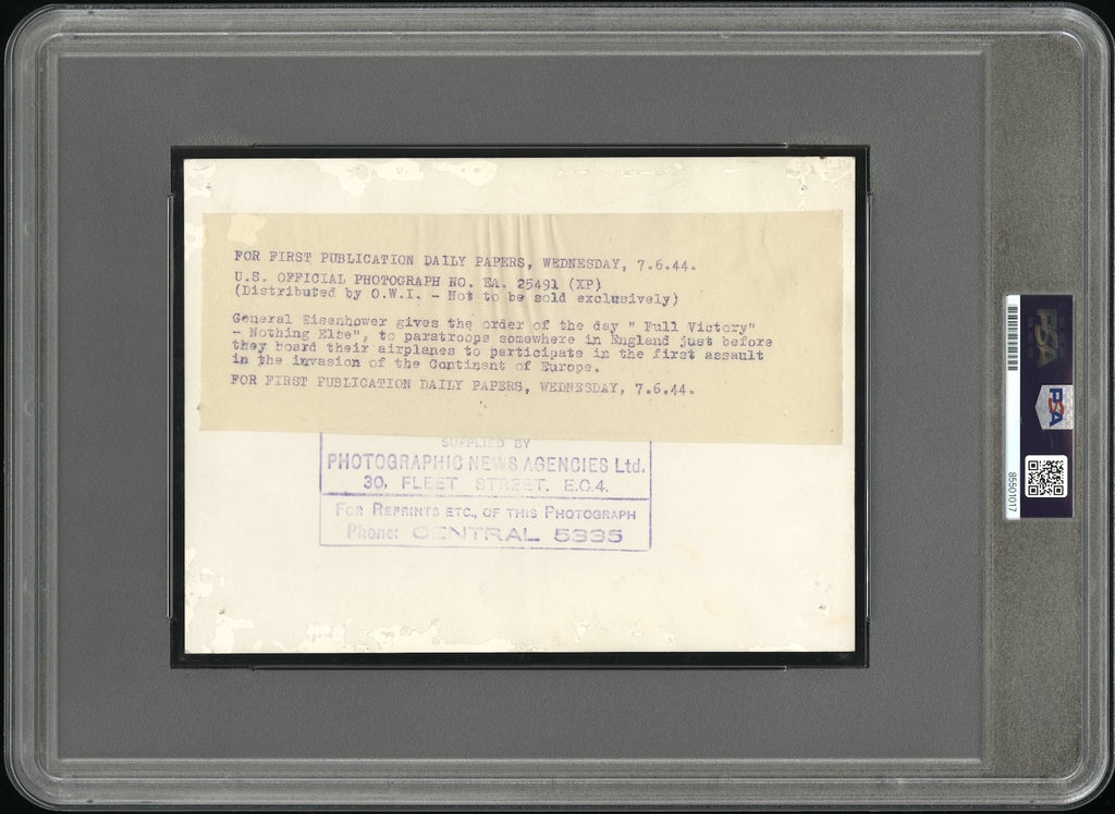 General Dwight Eisenhower 1944 WWII Type I Original Photo PSA/DNA *Full Victory*