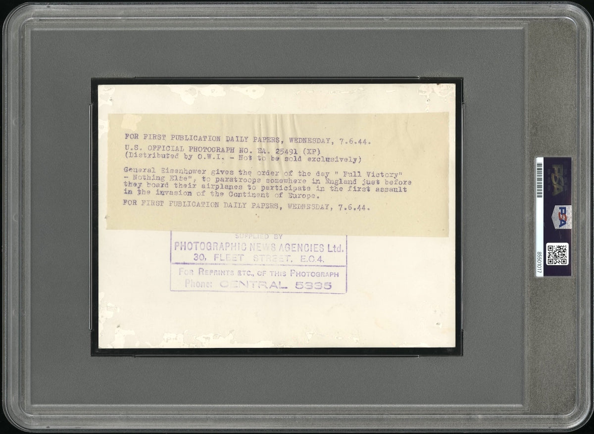 General Dwight Eisenhower 1944 WWII Type I Original Photo PSA/DNA *Full Victory*