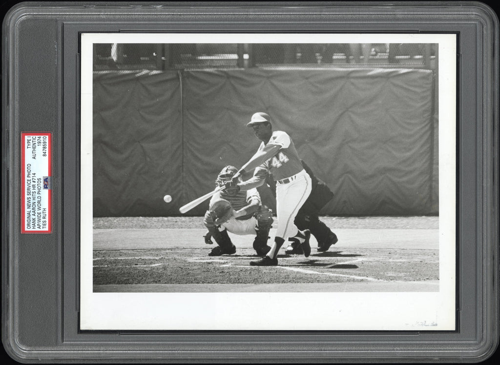 Hank Aaron 1974 Type I Original Photo PSA/DNA *HR #714, Ties Ruth*