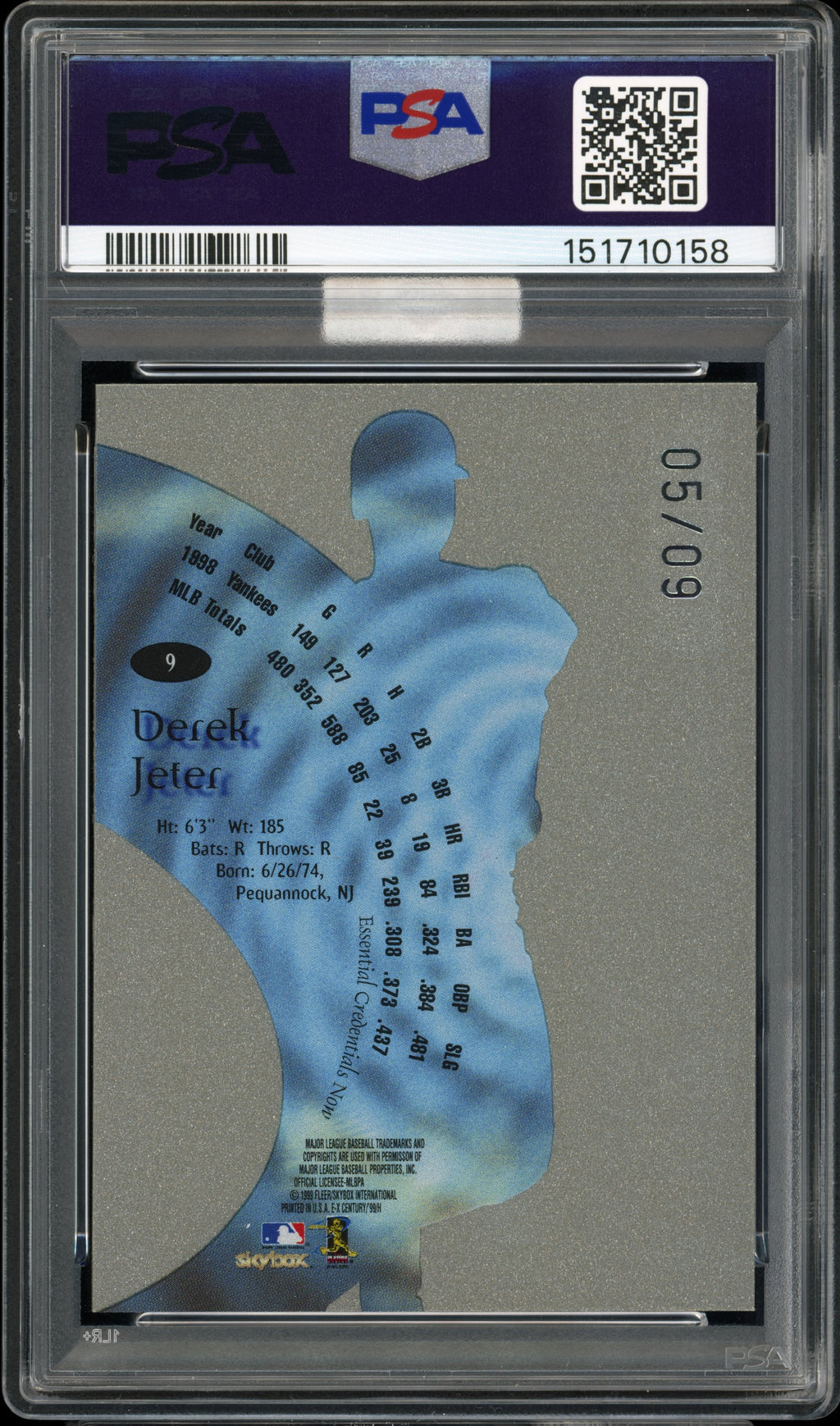 Derek Jeter 1999 Skybox E-X Century Essential Credentials Now #9 PSA 8