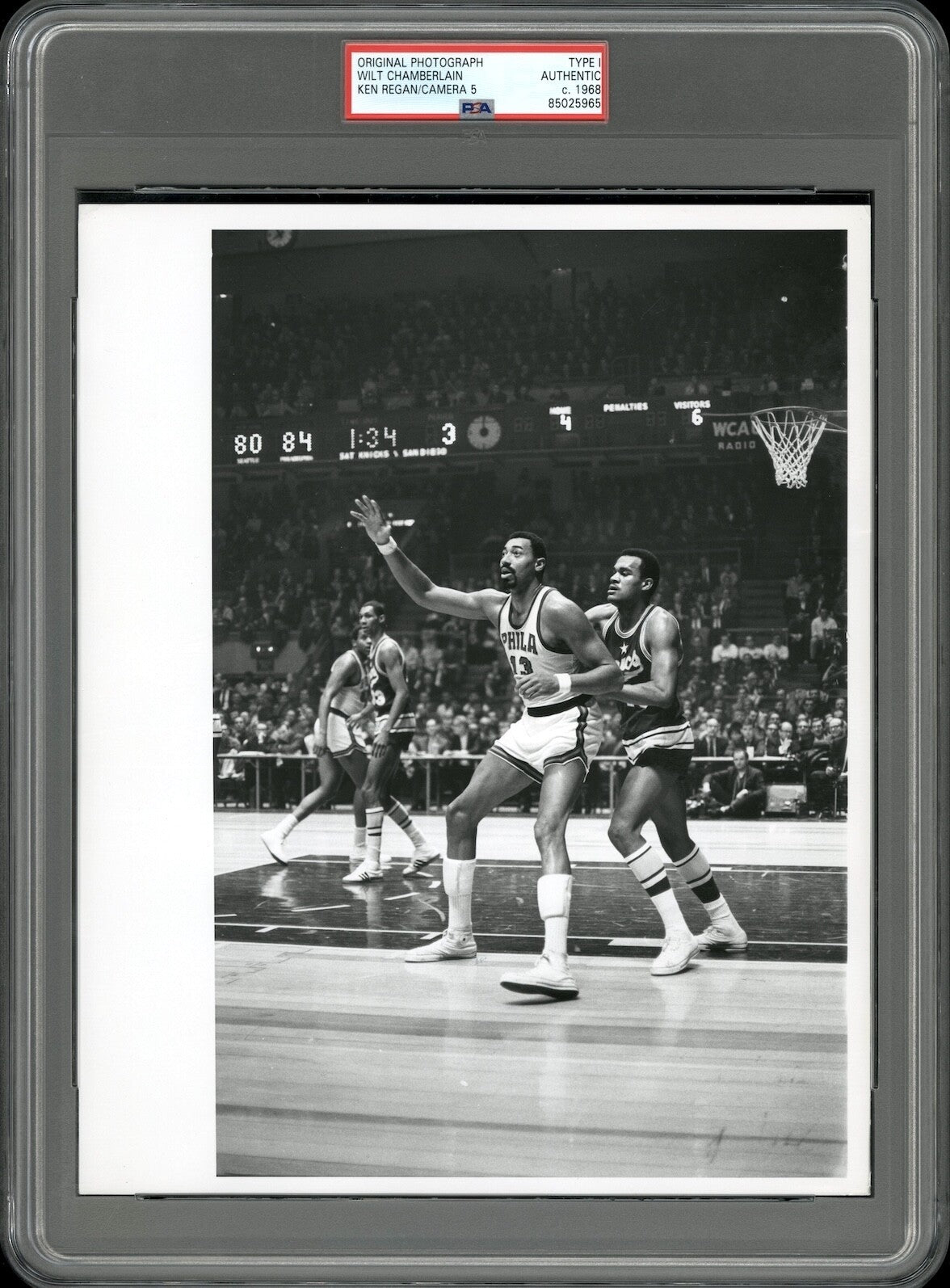 Wilt Chamberlain 1968 76ers vs. Sonics Type 1 Original Photo PSA/DNA Ken Regan