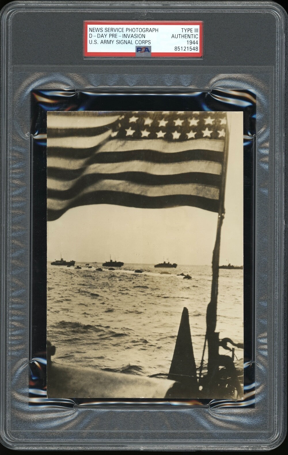 Share D-Day 1944 Invasion of Normandy WWII Type 3 Original Photo *US Flag Flying* RARE