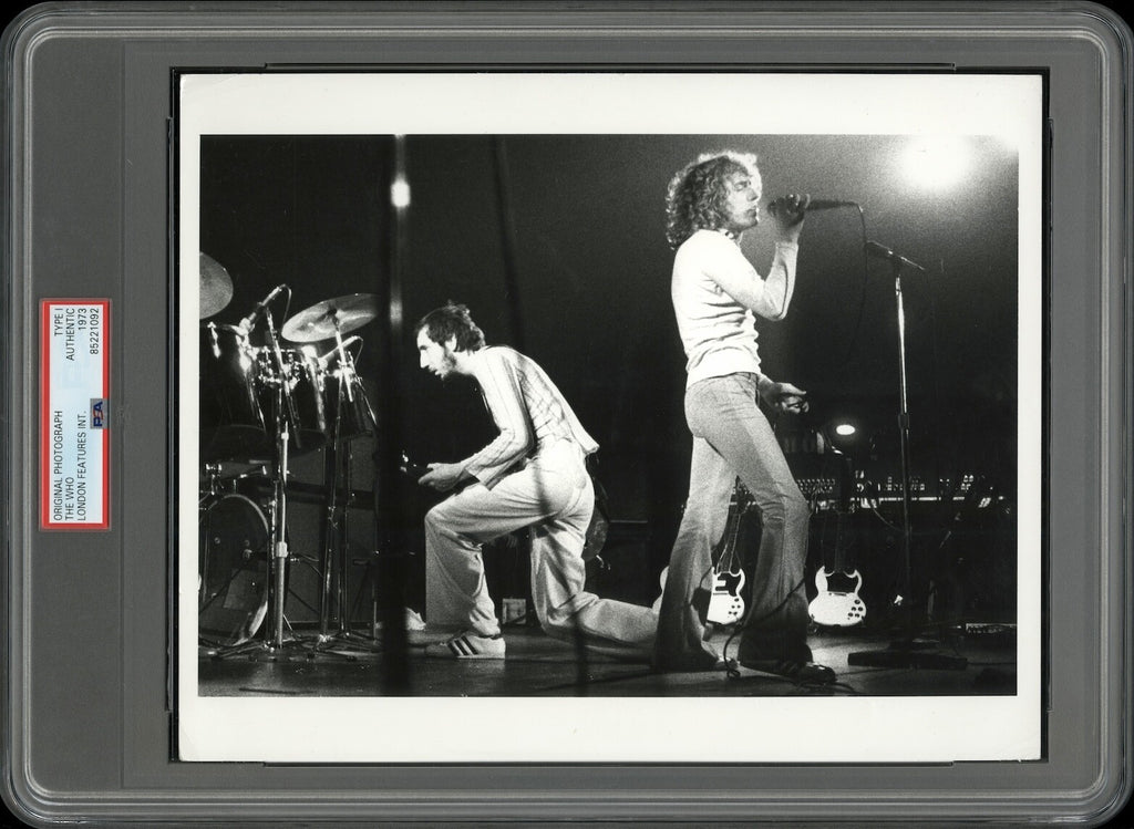 Pete Townshend 1973 The Who Rock n Roll Band Type 1 Original Photo PSA/DNA