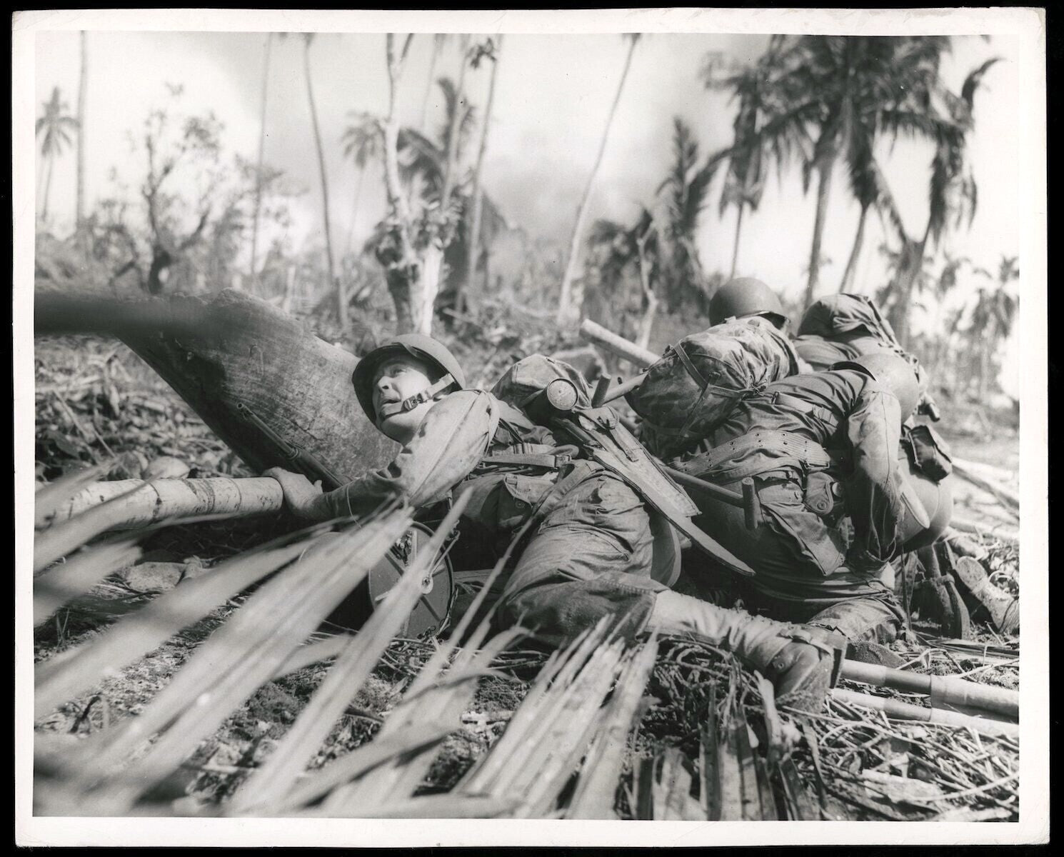 1944 WWII Battle of Leyte Gulf Mortar Fire Type 1 Original Photo Crystal Clear
