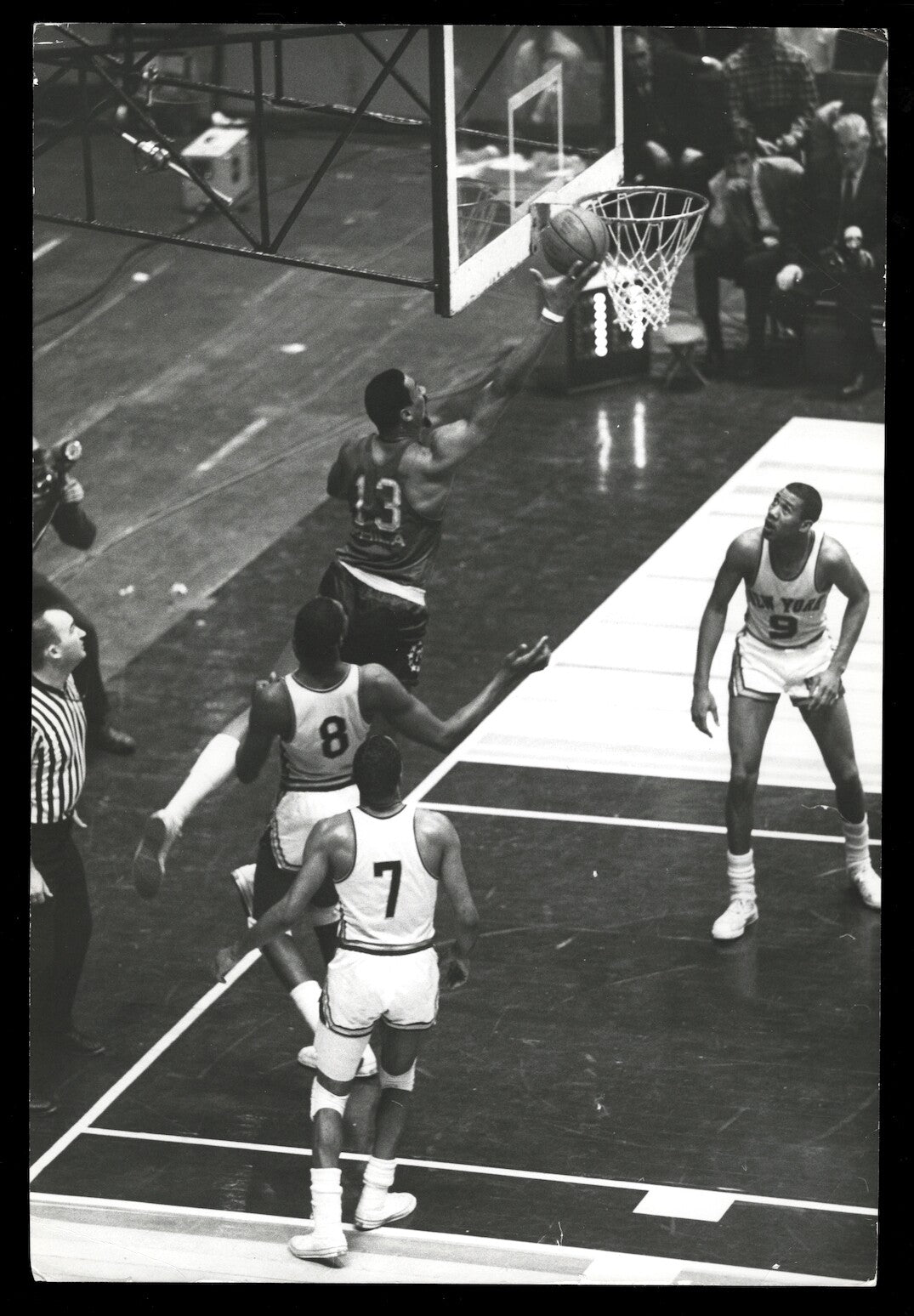 Wilt Chamberlain 1966 Philadelphia 76er's NBA Type 1 Original Photo Oversized