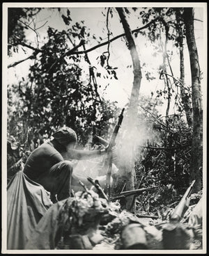 1944 WWII "Suicide Ridge" Peleliu USMC Firing Grenades Type 1 Original Photo